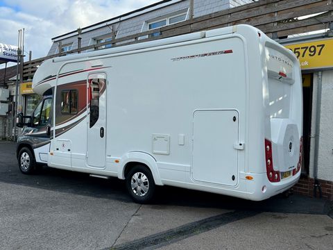 Auto Trail COMANCHE 632 Motorhome (2017) - Picture 2