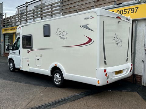 Rapido 690 Motorhome (2011) - Picture 2