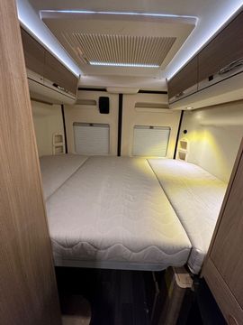 Adria TWIN 600 SP Motorhome (2018) - Picture 9