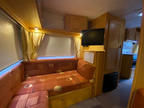 Elddis autoquest 180 Motorhome - Picture 10