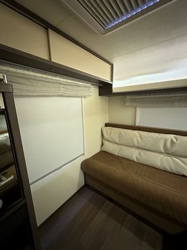 burstner VISEO i700 Motorhome (2014) - Picture 15