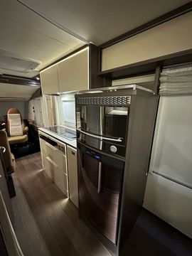 burstner VISEO i700 Motorhome (2014) - Picture 9