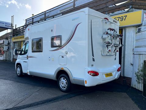 Rapido 600FF Motorhome (2014) - Picture 2