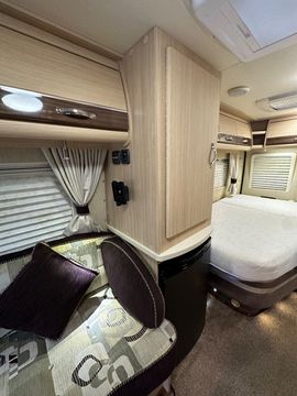 Auto Sleeper KINGHAM Campervan (2015) - Picture 10