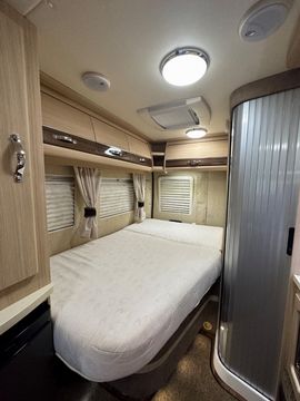 Auto Sleeper KINGHAM Campervan (2015) - Picture 12