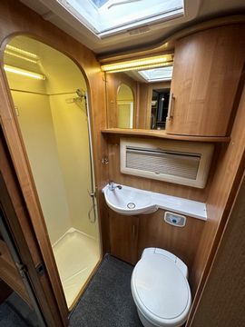 Auto Trail ARAPAHO Motorhome (2010) - Picture 10