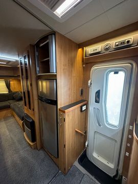 Auto Trail ARAPAHO Motorhome (2010) - Picture 7