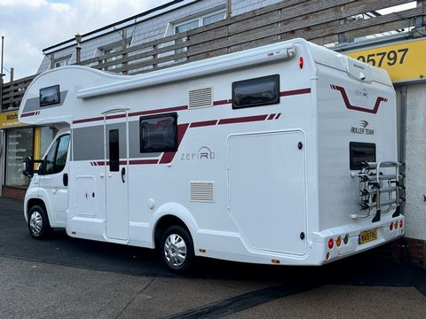 Roller Team ZEFIRO 675 Motorhome (2019) - Picture 2