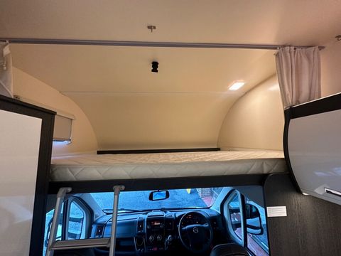 Roller Team ZEFIRO 675 Motorhome (2019) - Picture 5