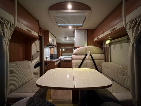 Rapido 690 Motorhome (2011) - Picture 5