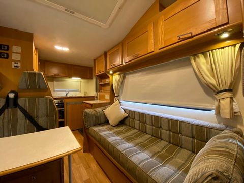 Elddis sunseeker 130 Motorhome - Picture 8